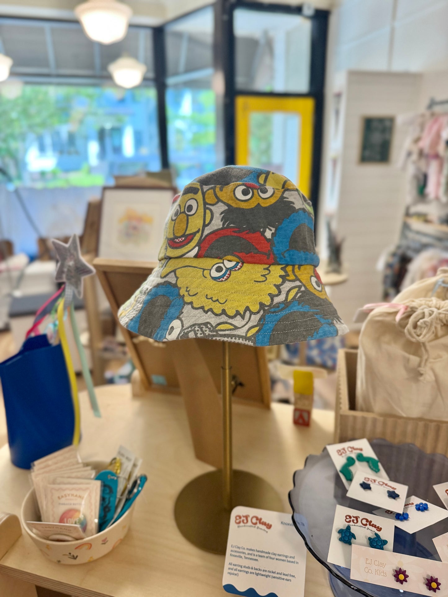 2/2T, Sesame Street, Grey, Character faces cotton bucket hat