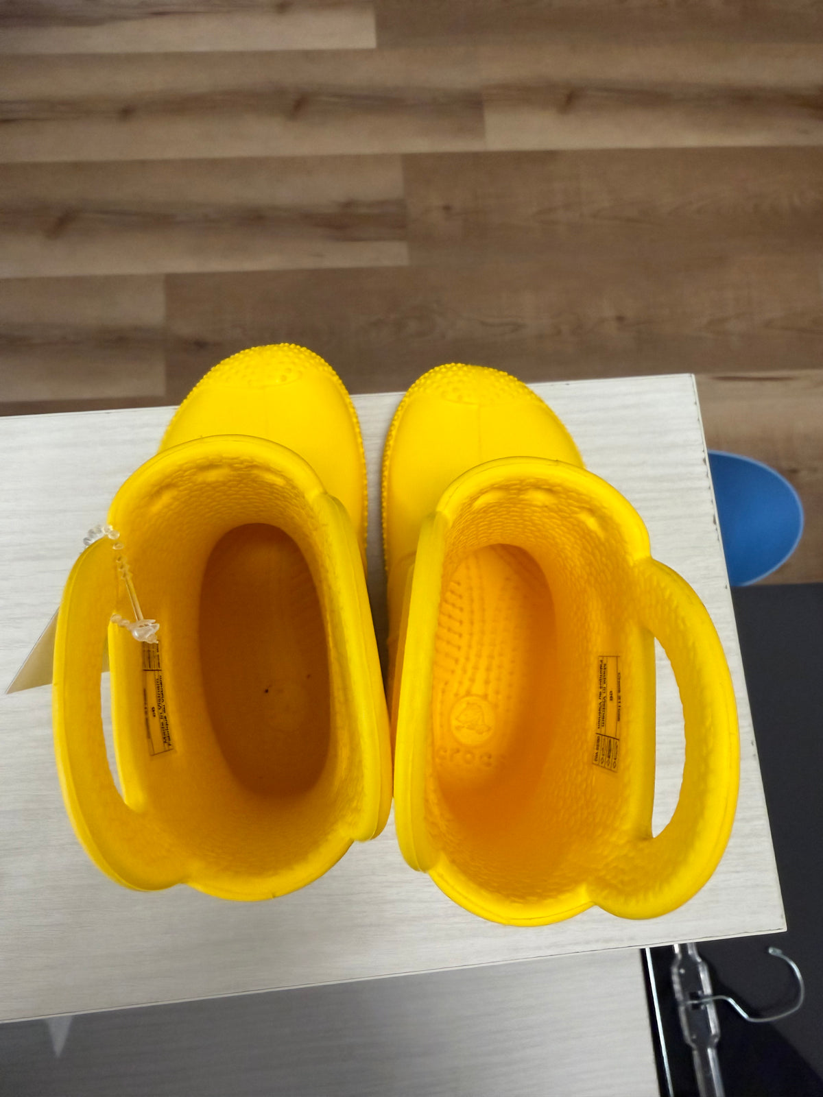 Size 6, Crocs, Yellow, Handle It Rain Boots