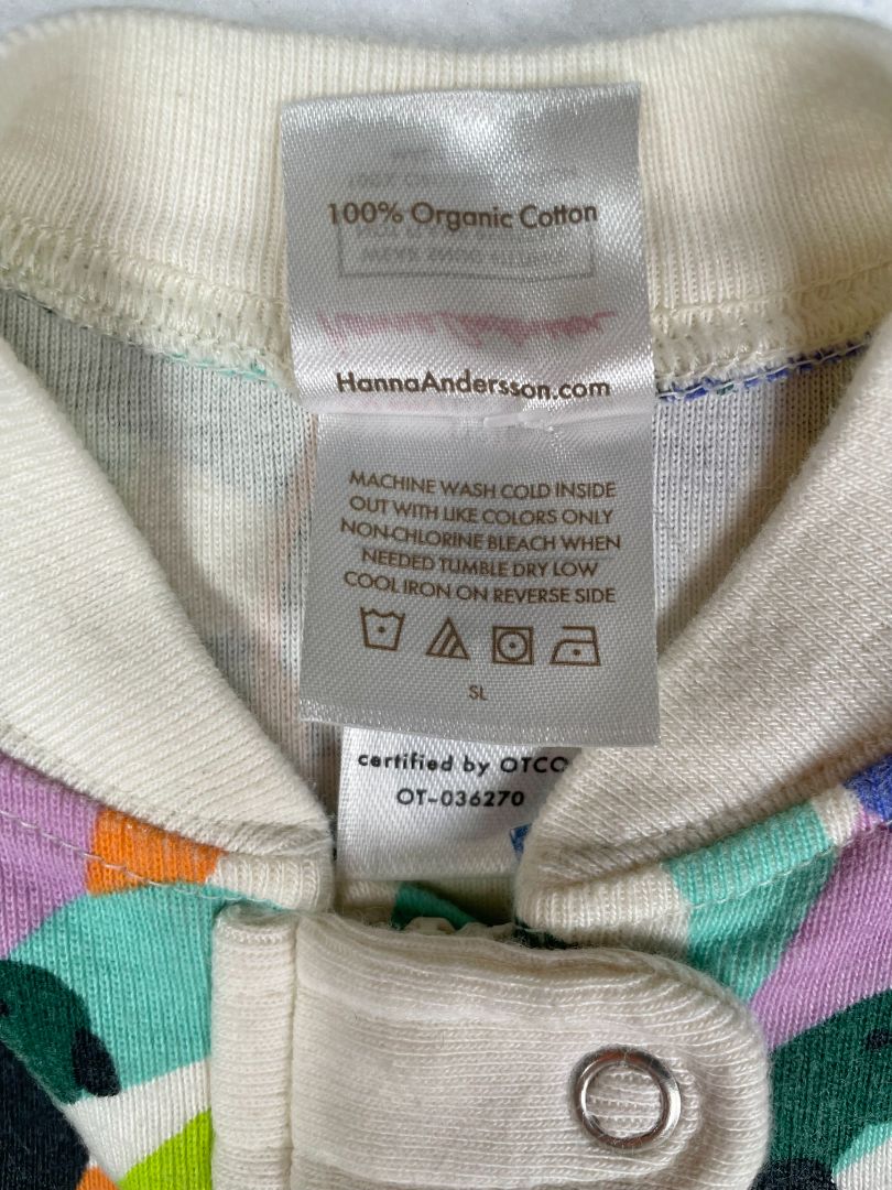 6-12 mo, Hanna Andersson, Cream, Tropical parrot shortie romper/sleeper, 2-way zipper, green/blue/orange