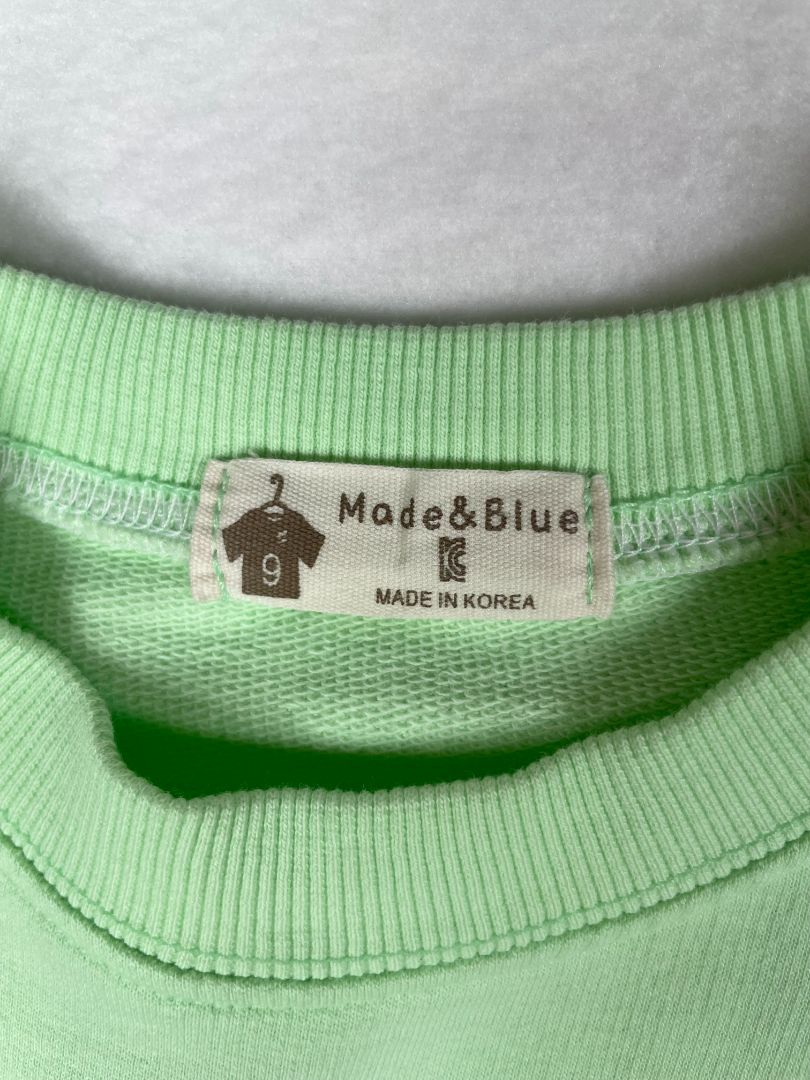 5-6, Made & Blue, Green, Korean "Good Luck" bears light sweatshirt