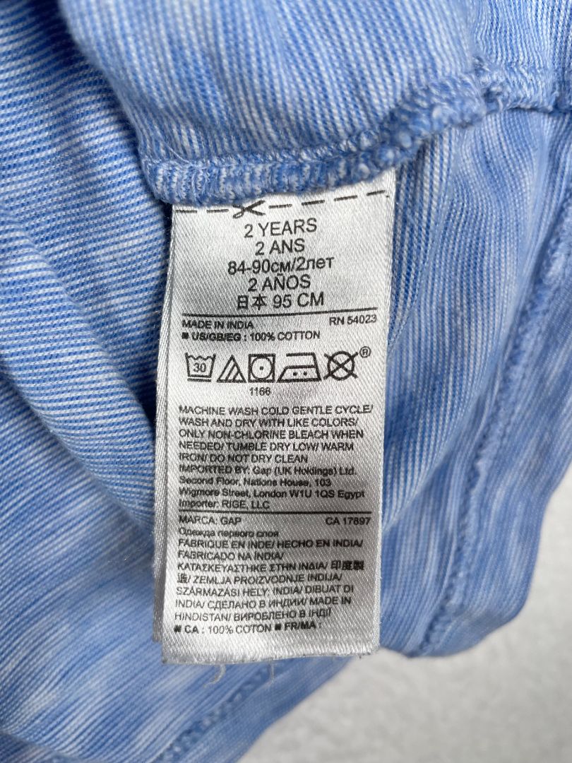 2/2T babyGap, Blue, V-neck heather t-shirt w/ pocket