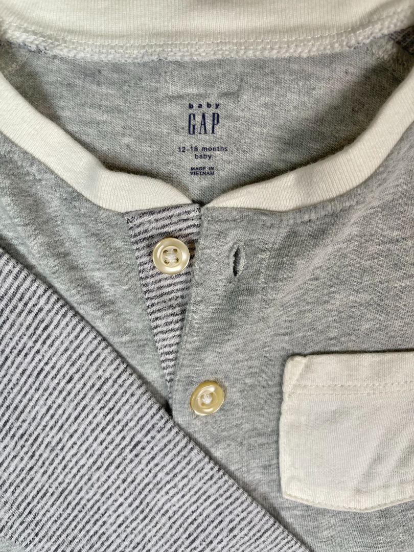 12-18 mo, babyGap, Grey, Long-sleeve bodysuit, striped sleeves, cream pocket