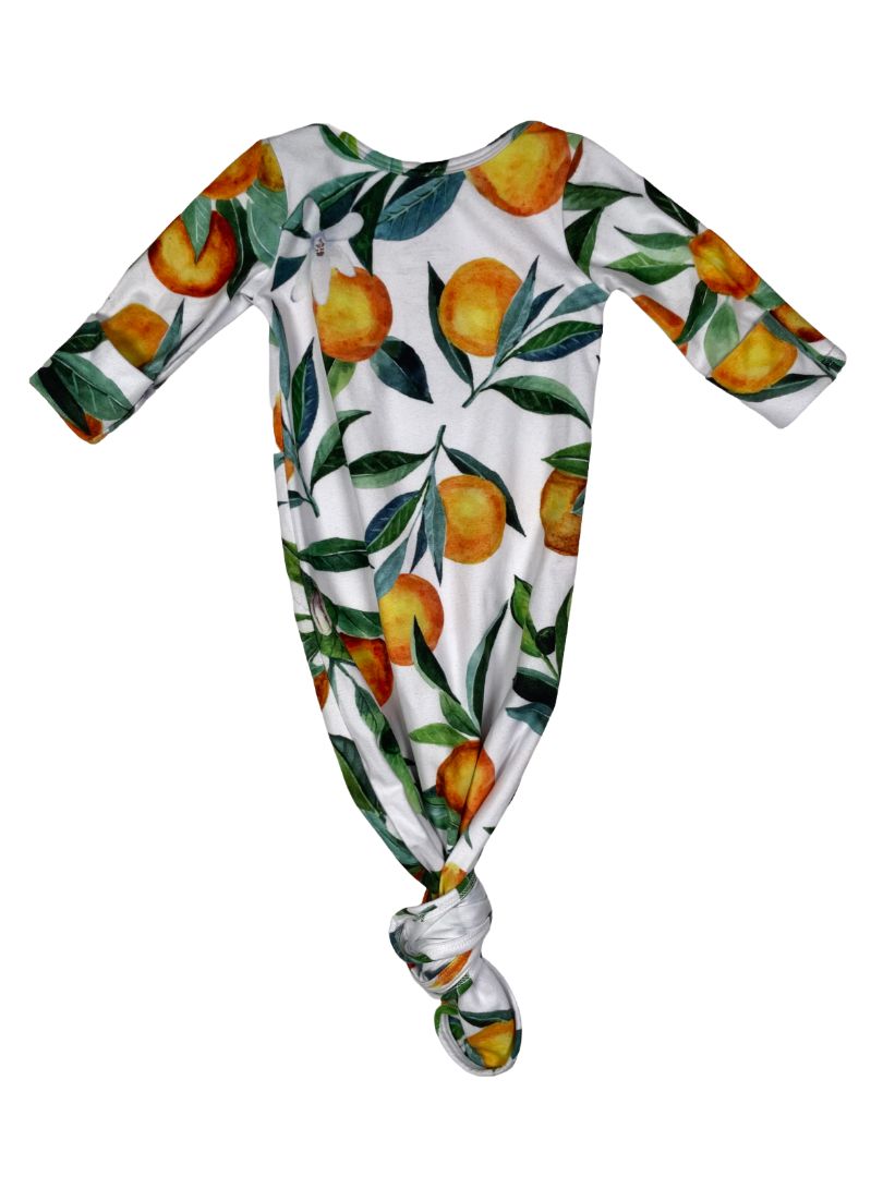 0-3 mo, Caden Lane, White, Citrus print soft knot gown, fold-over mitts