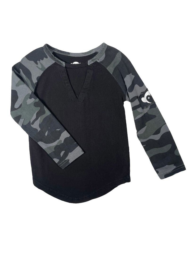 4/4T, Appaman, Black, Shirt w/ camouflage long sleeves, faux grommet v-neck
