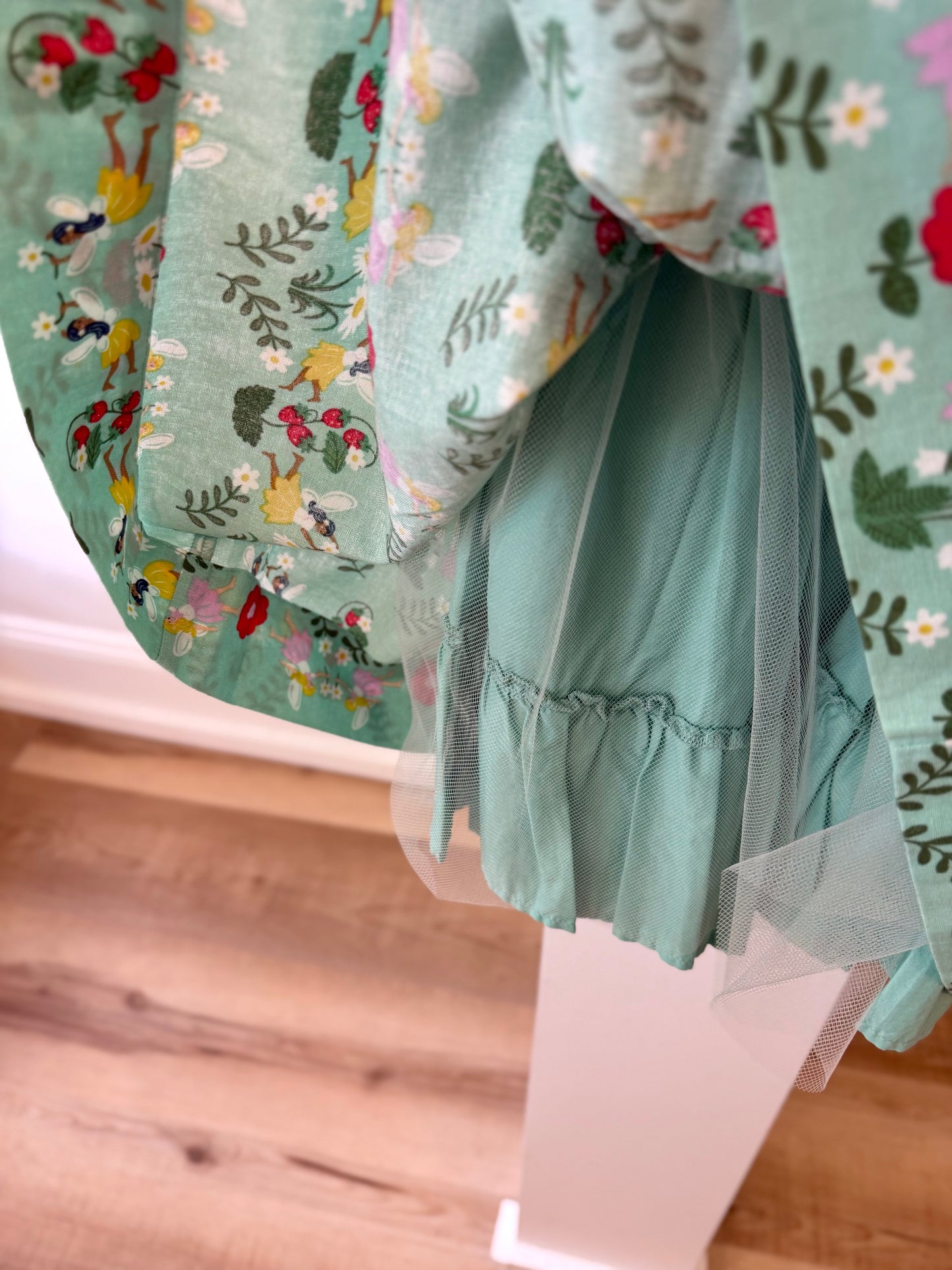6-7, Boden, Green, Sleeveless linen mix fairy & floral dress w/ tie