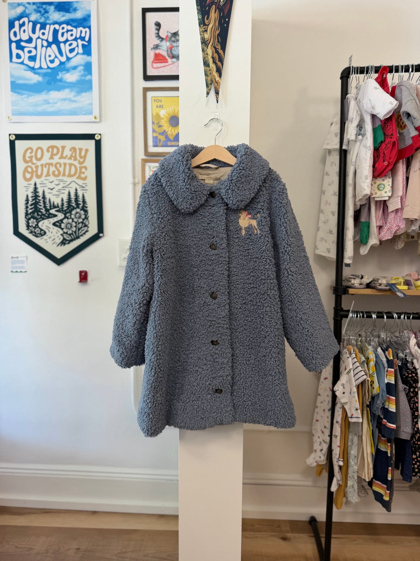 7-8, Konges Sløjd, Blue, Collared button-up sherpa jacket, embroidered poodle