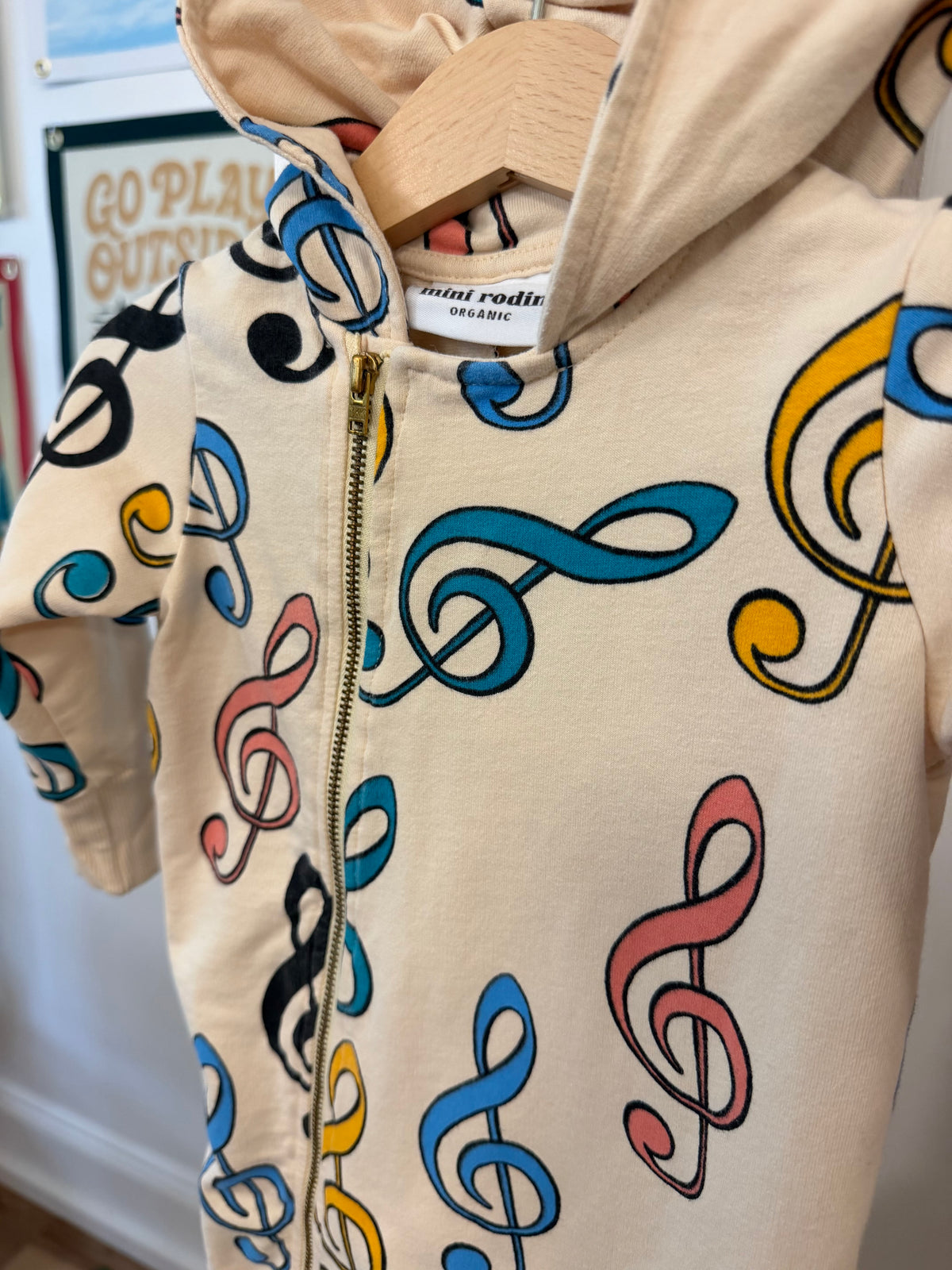1-4 mo, Mini Rodini, Cream, Colorful music clef hooded zip-up coverall