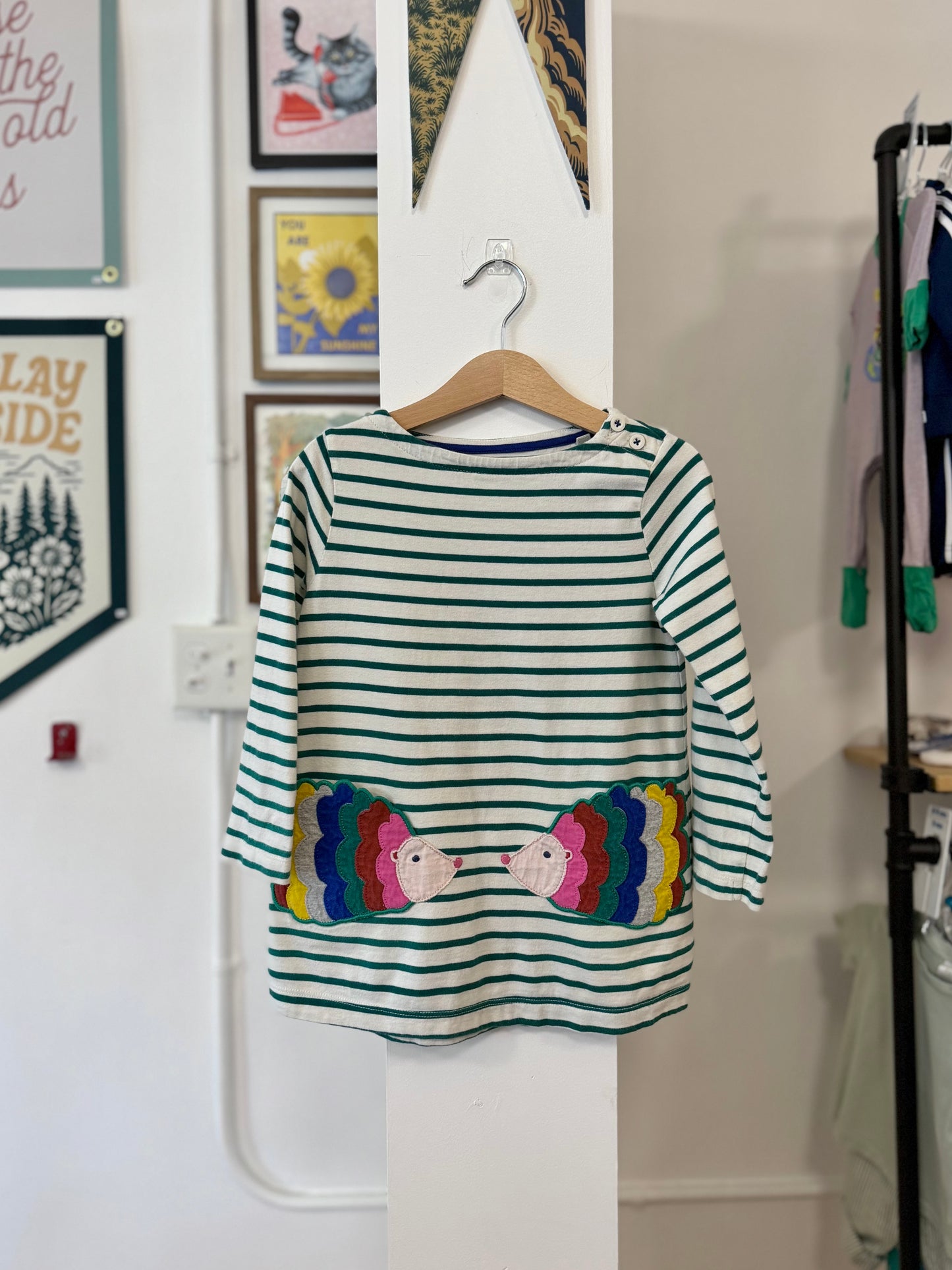 4-5, Boden, White, Green striped long-sleeve dress, appliqué rainbow hedgehog pockets