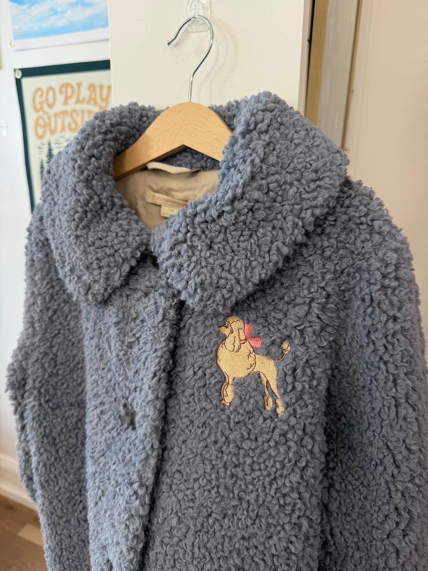7-8, Konges Sløjd, Blue, Collared button-up sherpa jacket, embroidered poodle
