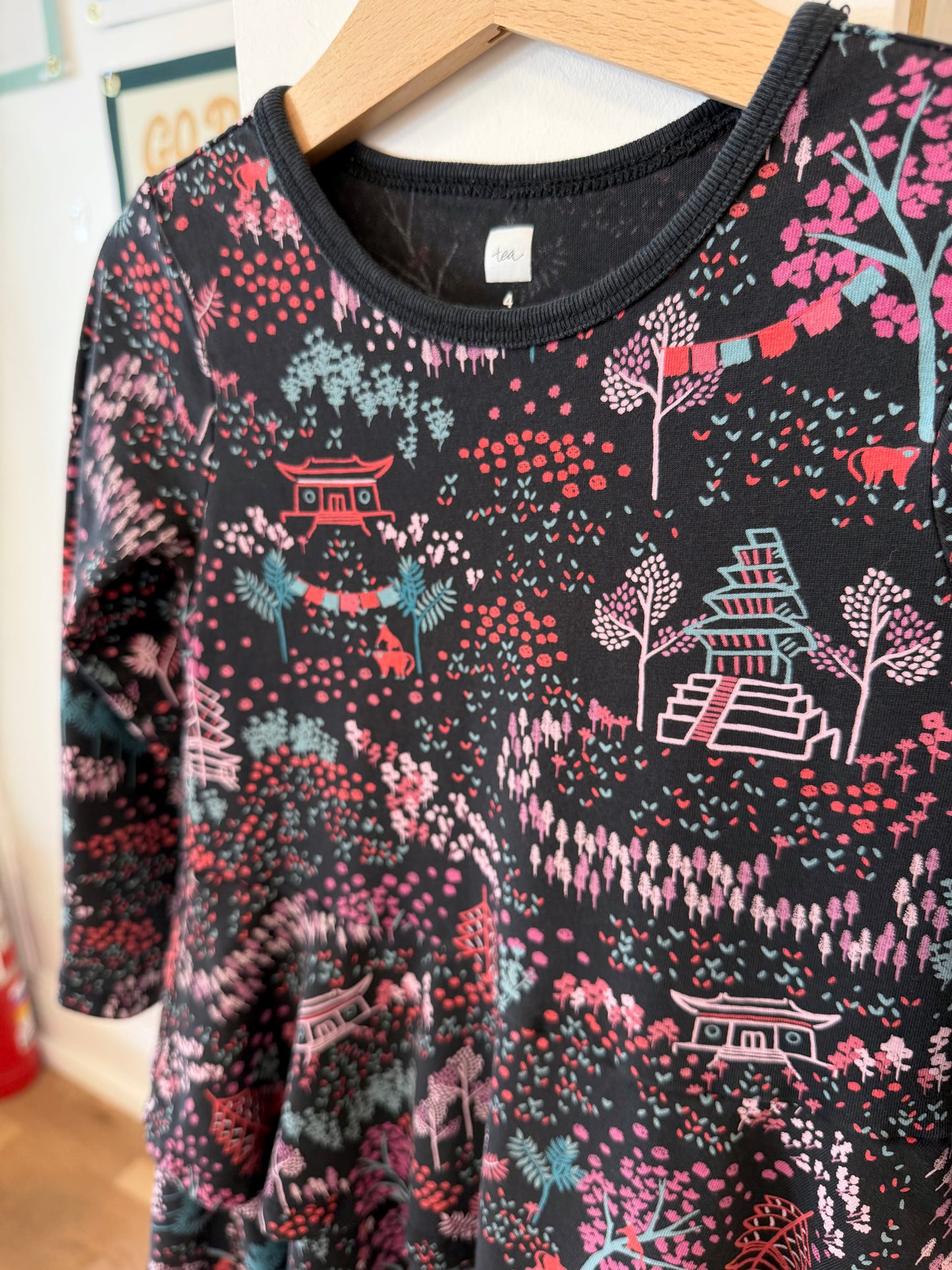 4/4T, Tea Collection, Black, Long-sleeve tiered chinoiserie / pagoda print dress