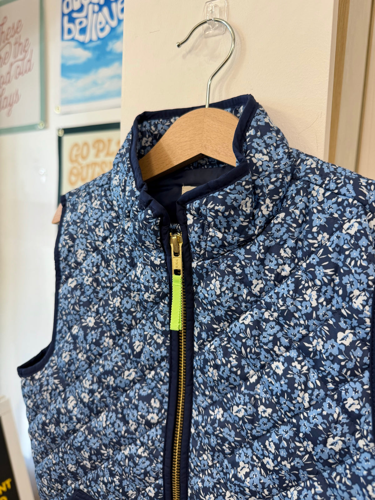 6-7, J.Crew Crewcuts, Blue, Quilted floral zip-up vest