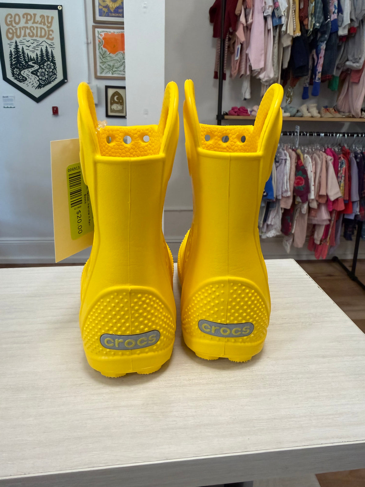 Size 6, Crocs, Yellow, Handle It Rain Boots