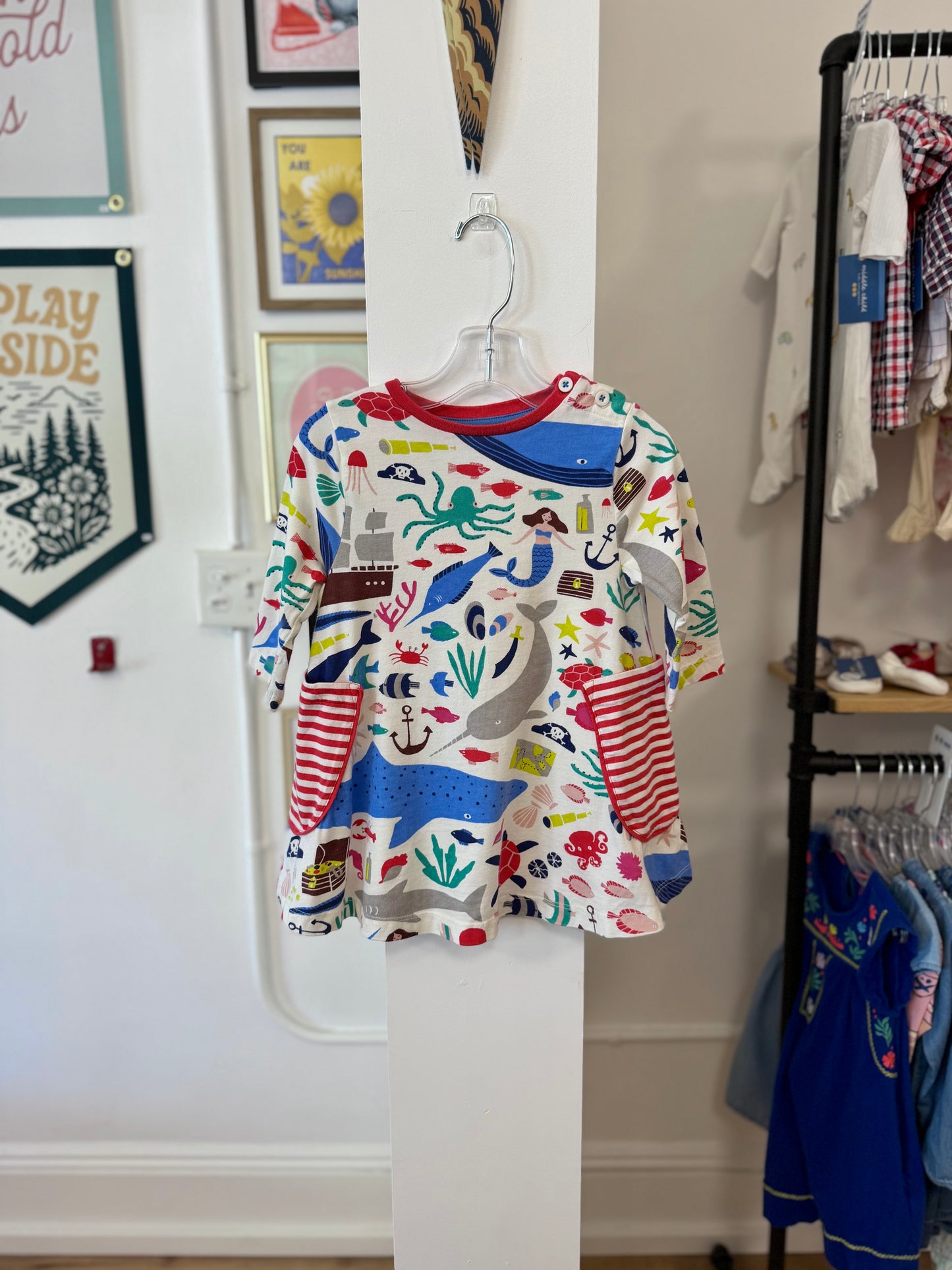 2-3, Boden, White, Undersea / pirate print 3/4 sleeve dress, red striped pockets
