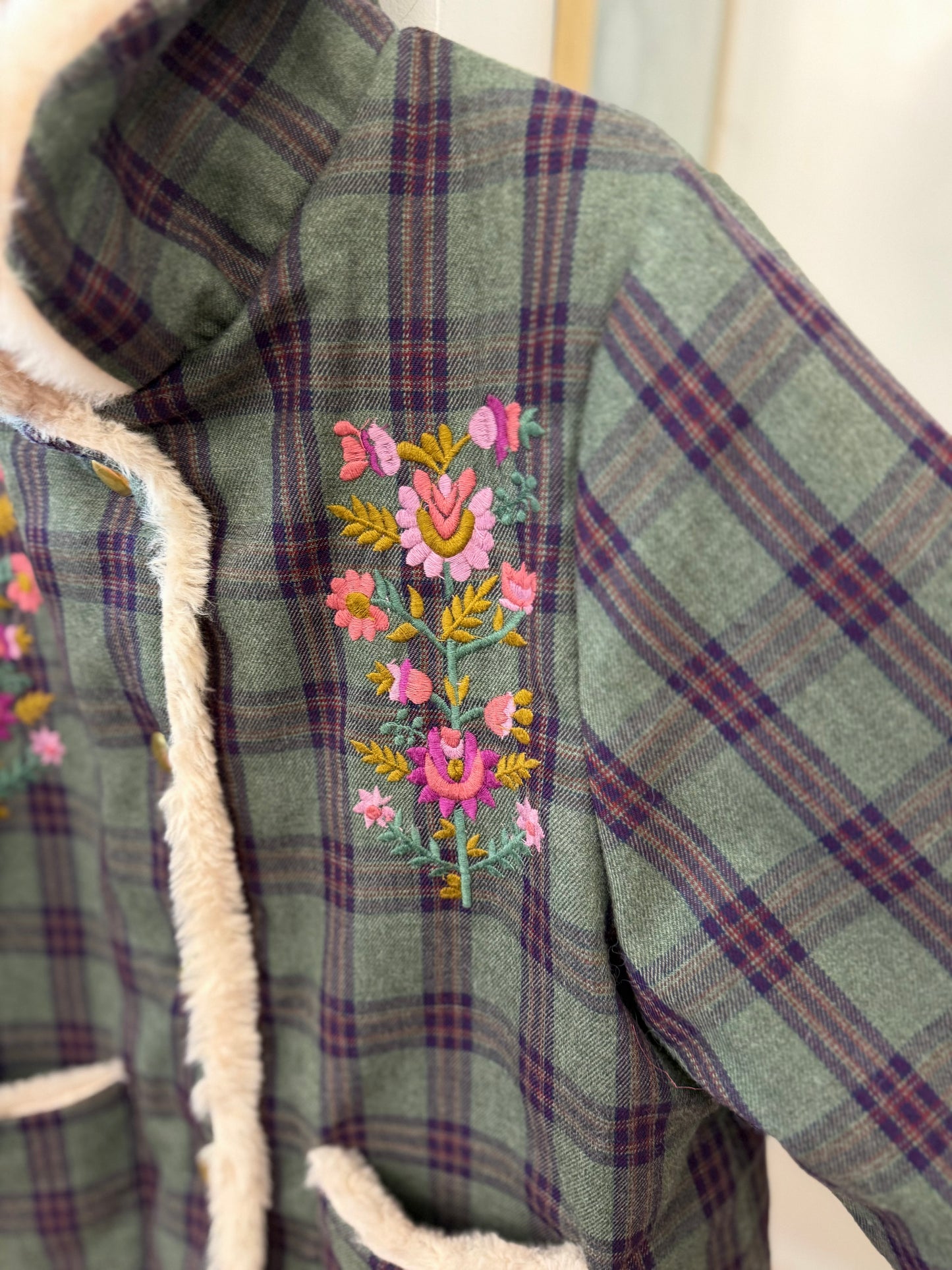 8, Louise Misha, Green, Plaid floral embroidered faux fur lined snap up jacket