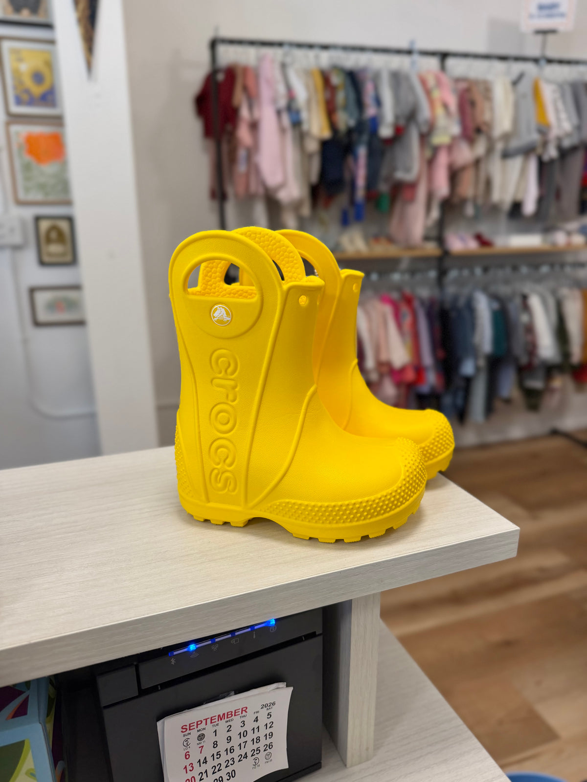 Size 6, Crocs, Yellow, Handle It Rain Boots