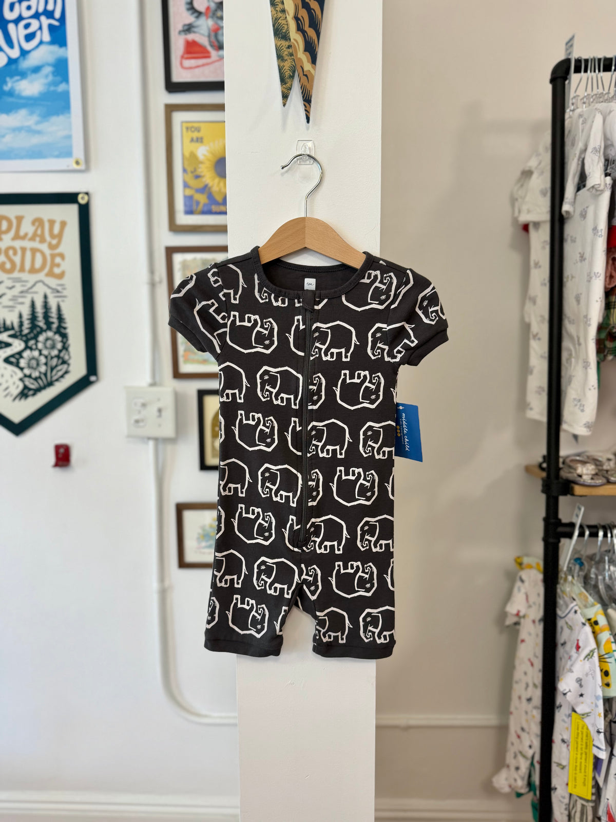 2/2T, Tea Collection, Grey, White elephant zip-up short-sleeve romper / sleep & play