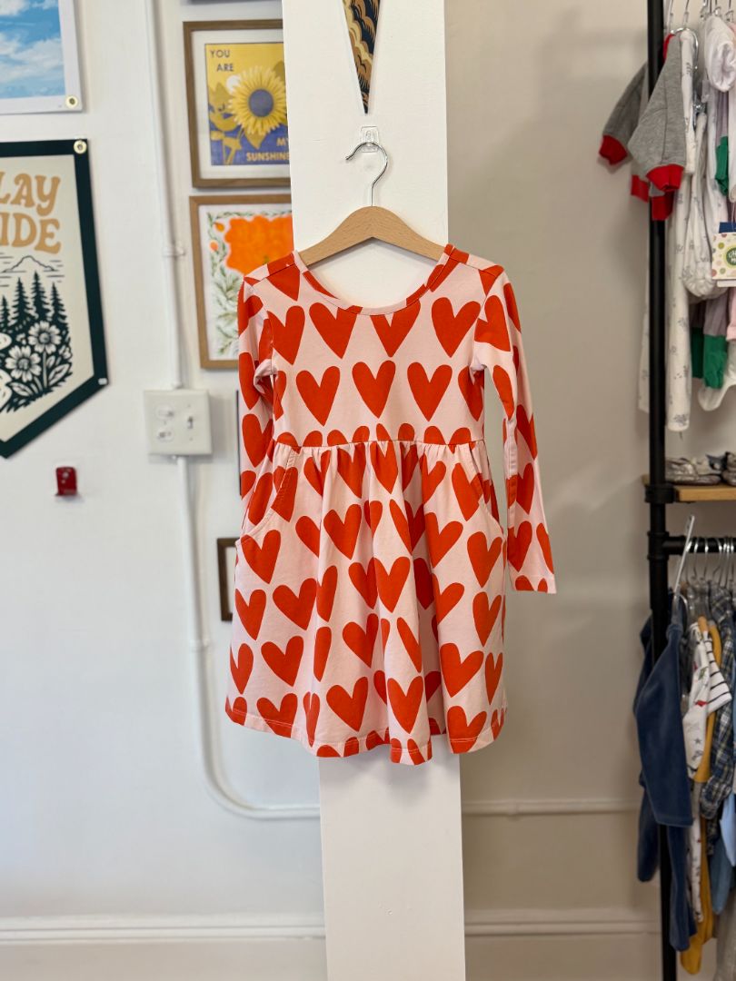 5/5T, Hanna Andersson, Pink, Long-sleeve red heart skater dress with pockets