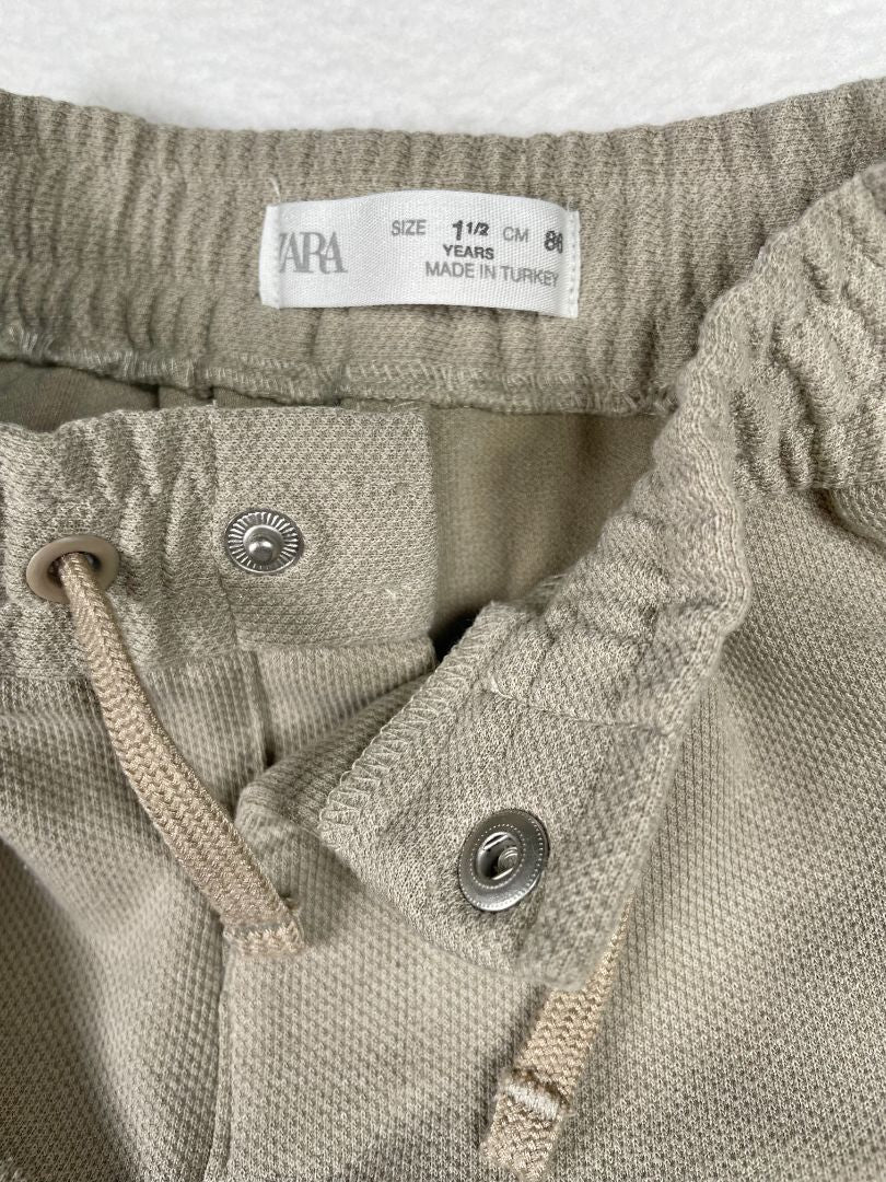 18 mo, Zara, Oatmeal, Knit pull-on pants, snap, decorative tie