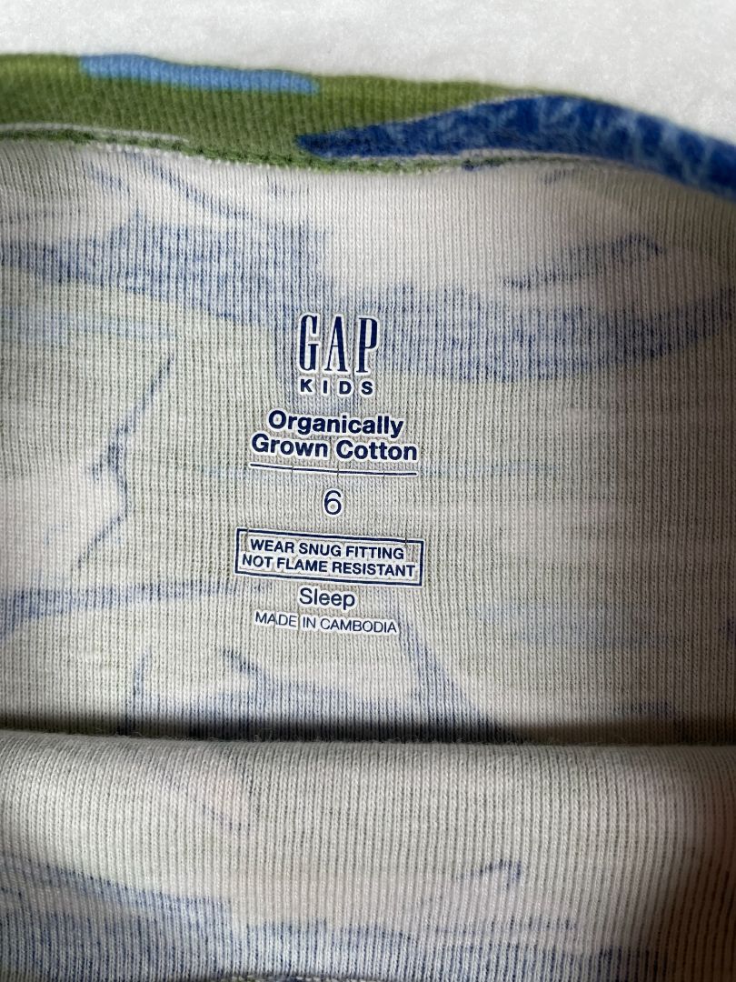 6, babyGap, Green, Shark print snug t-shirt