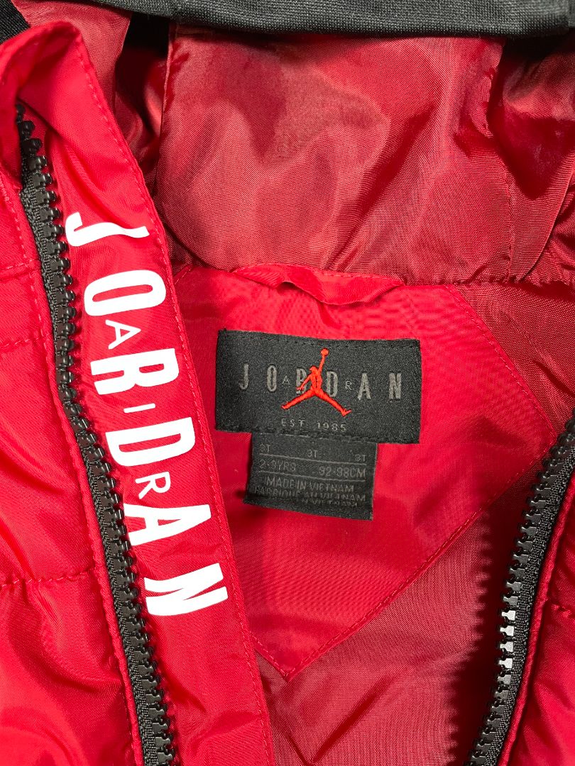 3/3T, Nike Air Jordan, Red, Puffer chest jacket, black hood and long sleeves