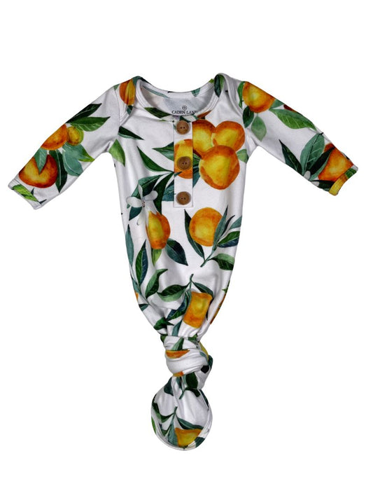 0-3 mo, Caden Lane, White, Citrus print soft knot gown, fold-over mitts