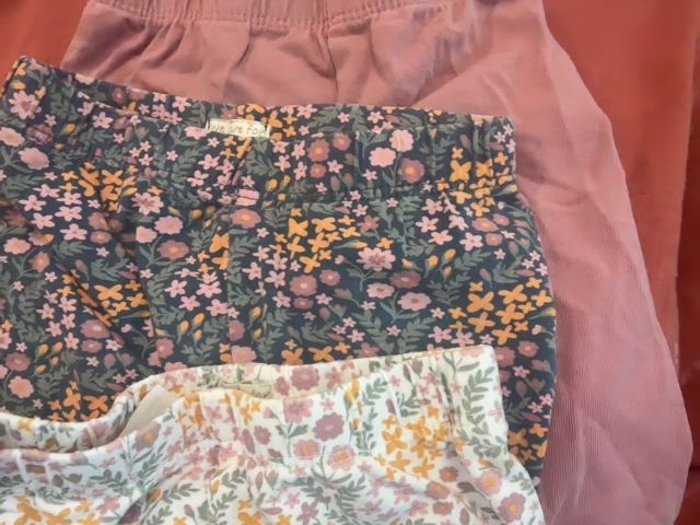 0-3 mo, Tchibo Pink, Navy floral + white floral + solid leggings SET of 3
